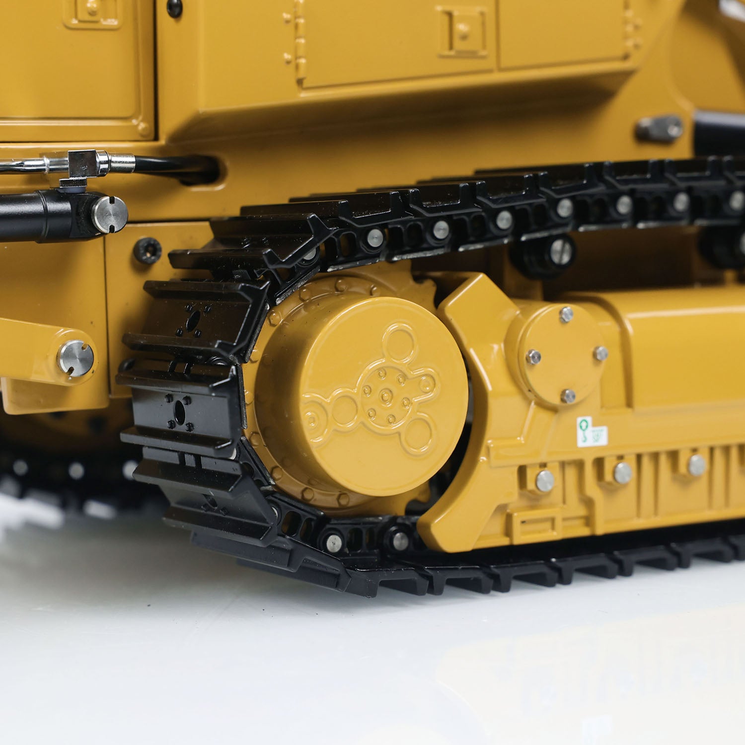 Hydraulic RC loader K963-100 powered by large capacity 7500mAh battery