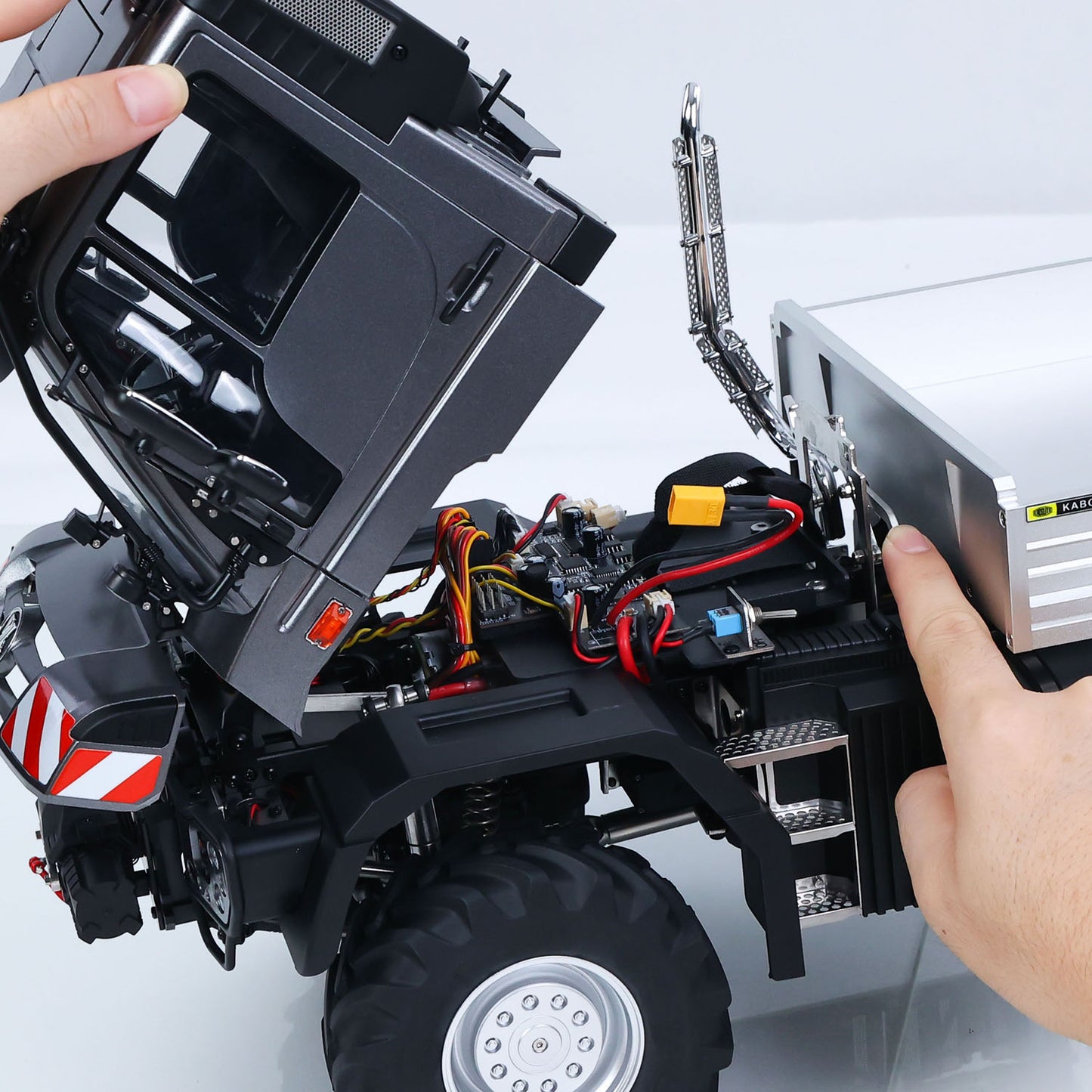 KABOLITE 5501 1/14 4X4 RC Off Road Crawler Truck with FS L12 Remote Controller 2 Speed Transmission Light Sound System