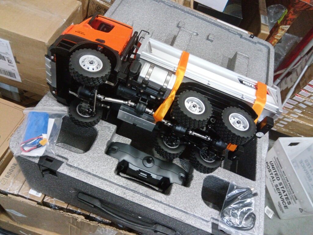Fast Free Shipping Second Hand US Stock 1/14 HUINA 1598 Remote Control Dumper 2.4G 6*6 Engineering Transport Vehicle Lifting Rod Tipper Car Light Sound Battery