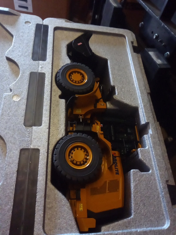 Second Hand US STOCK HUINA K966 KABOLITE 2.4G 1/16 Hydraulic RC Loader Car Model 7500mAh Battery
