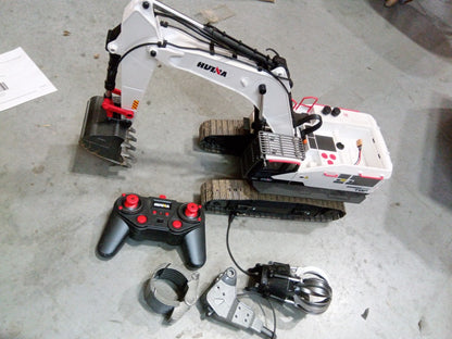 Fast Free Shipping Second Hand US Stock 1/14 HUINA Metal 1594 RC Excavator Model Toys Remote Control Digger Light Sound Battery Bucket Drill Ball Wooden Claw