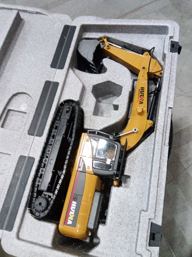 Fast Free Shipping Second Hand US Stock HUINA New Upgrade 580 1/14 Metal Excavator Model Engineering Vehicle Electric Ball Grabber 360 Rotating Shear Claw Sound Lights
